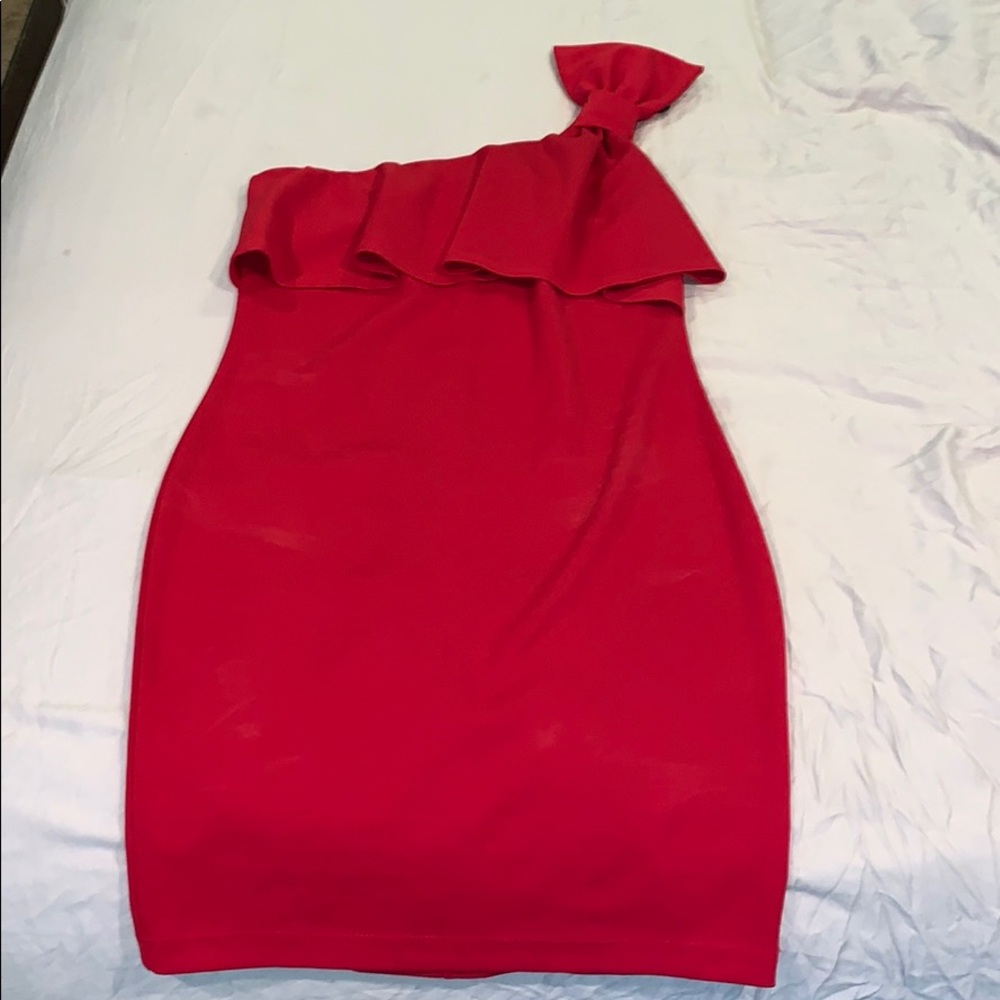 Sexy red dress!
